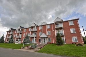 LES IMMEUBLES CLAUDE DESROCHES INC.