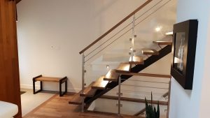 L'ESCALIER DISTINCT INC.
