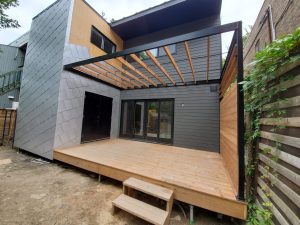 M&R CONSTRUCTION